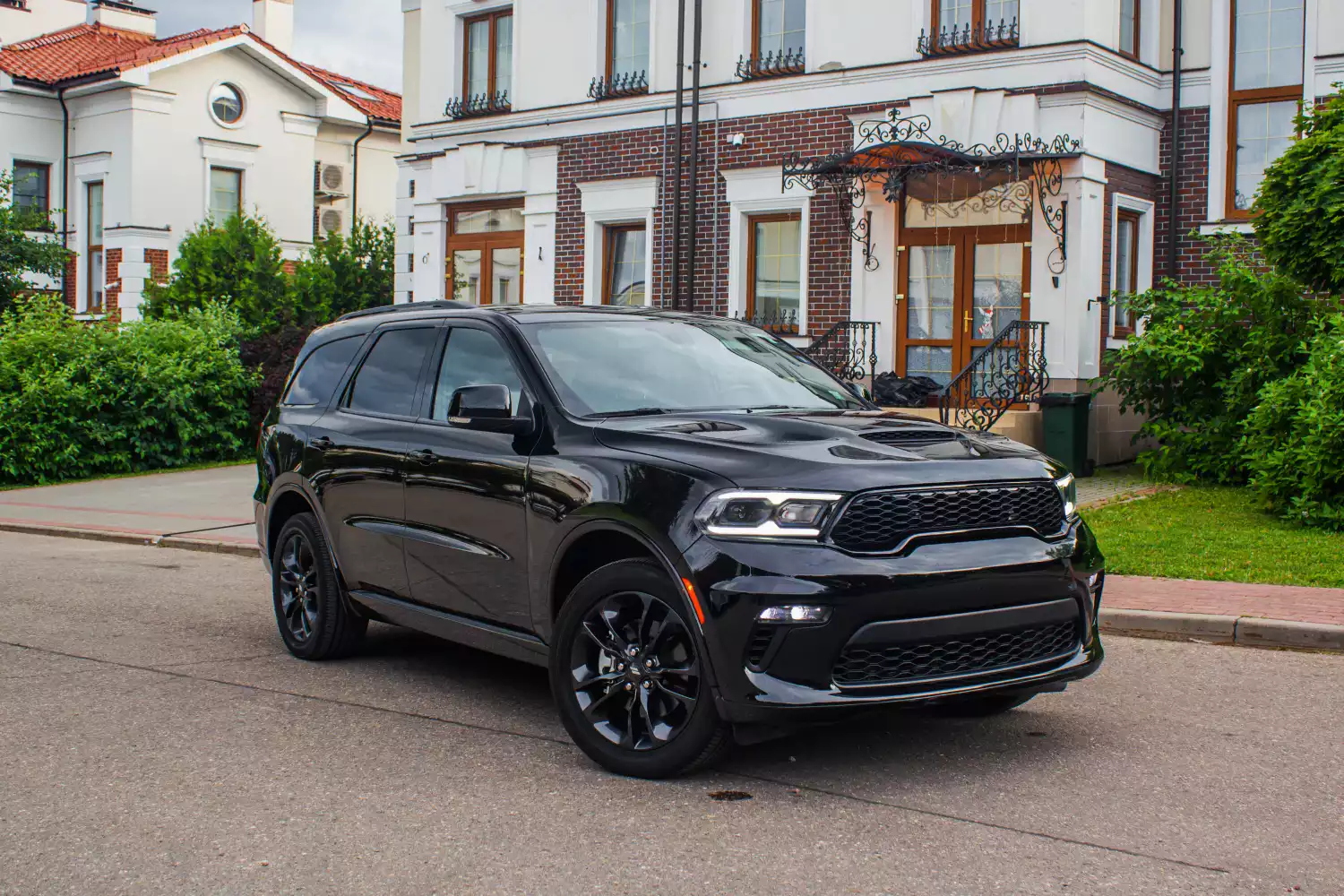 Dodge Durango car trash can